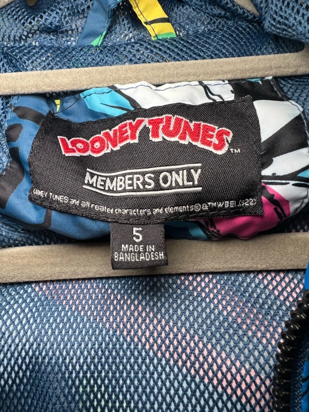Looney Tunes Members Only Hooded Windbreaker Jacket Kids Size5 Colorful Graphic - Picture 6 of 15